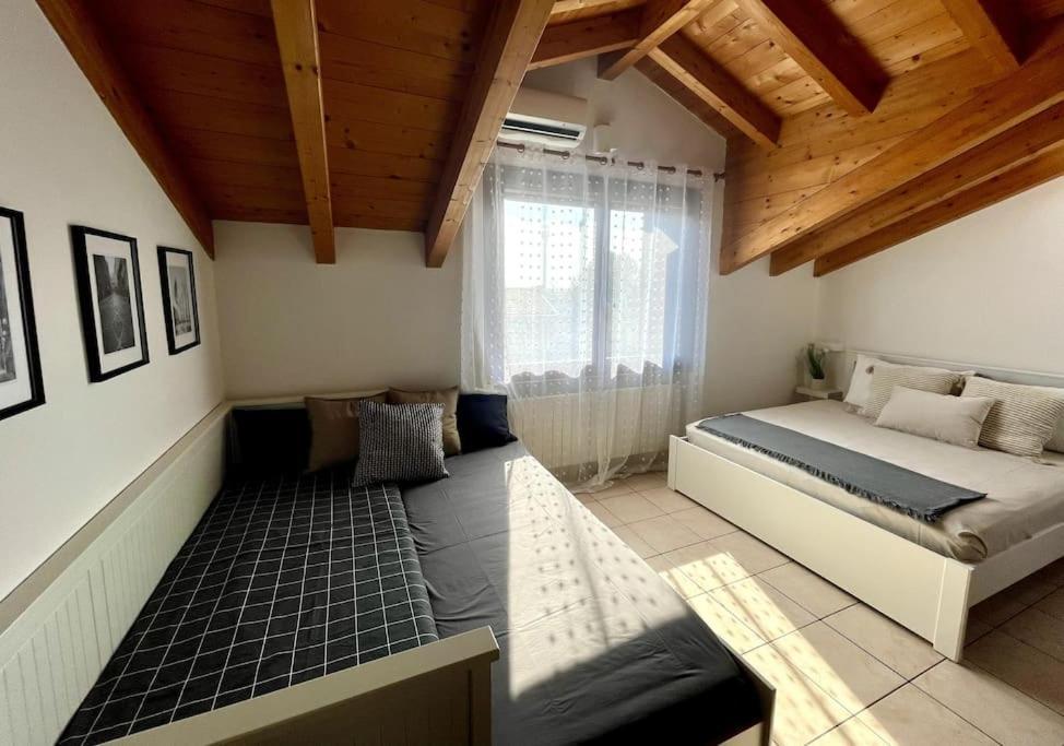 Mansarda Antica Milano San Giuliano Milanese Exterior foto
